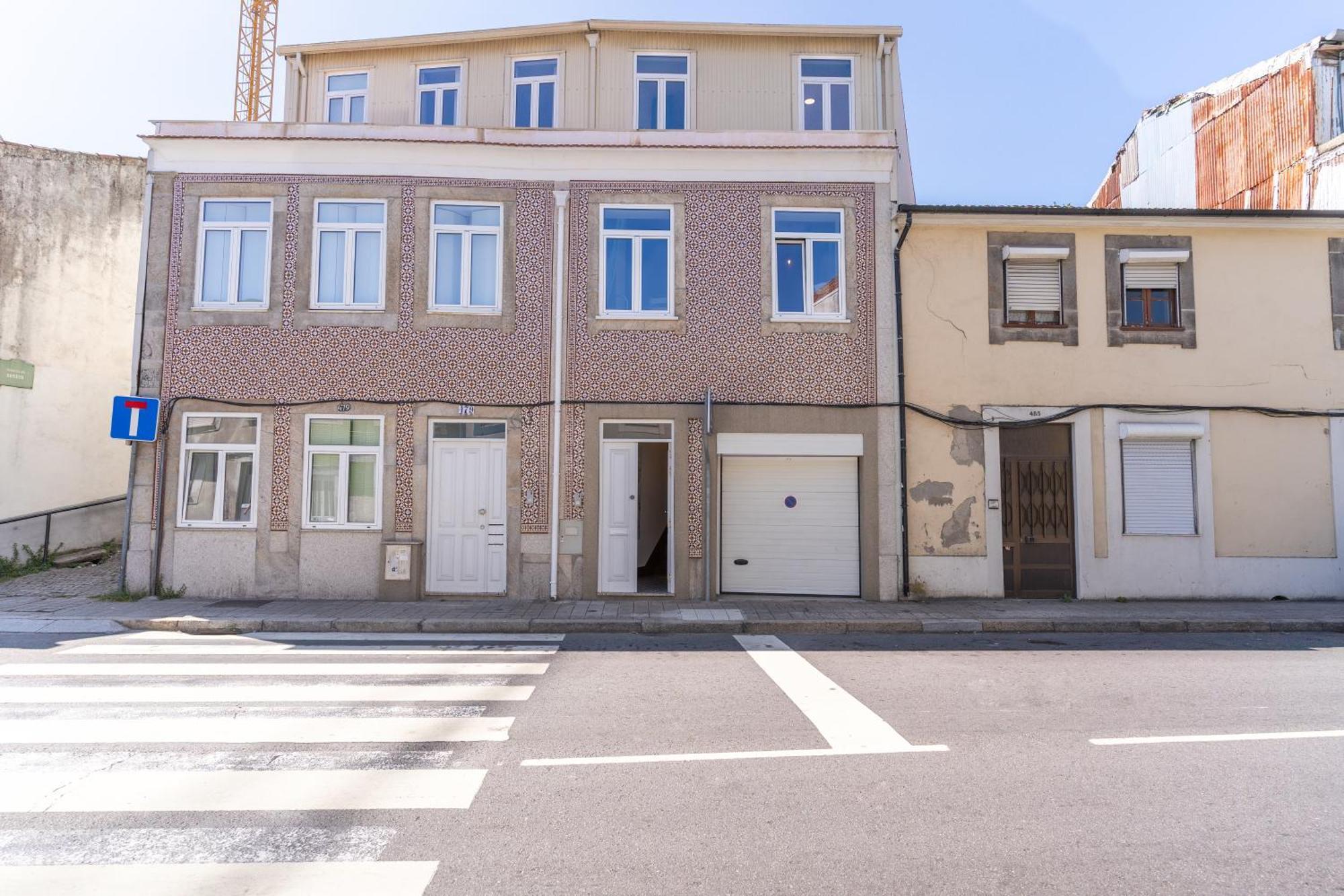 Cozy Nest Hostel Porto Exterior photo
