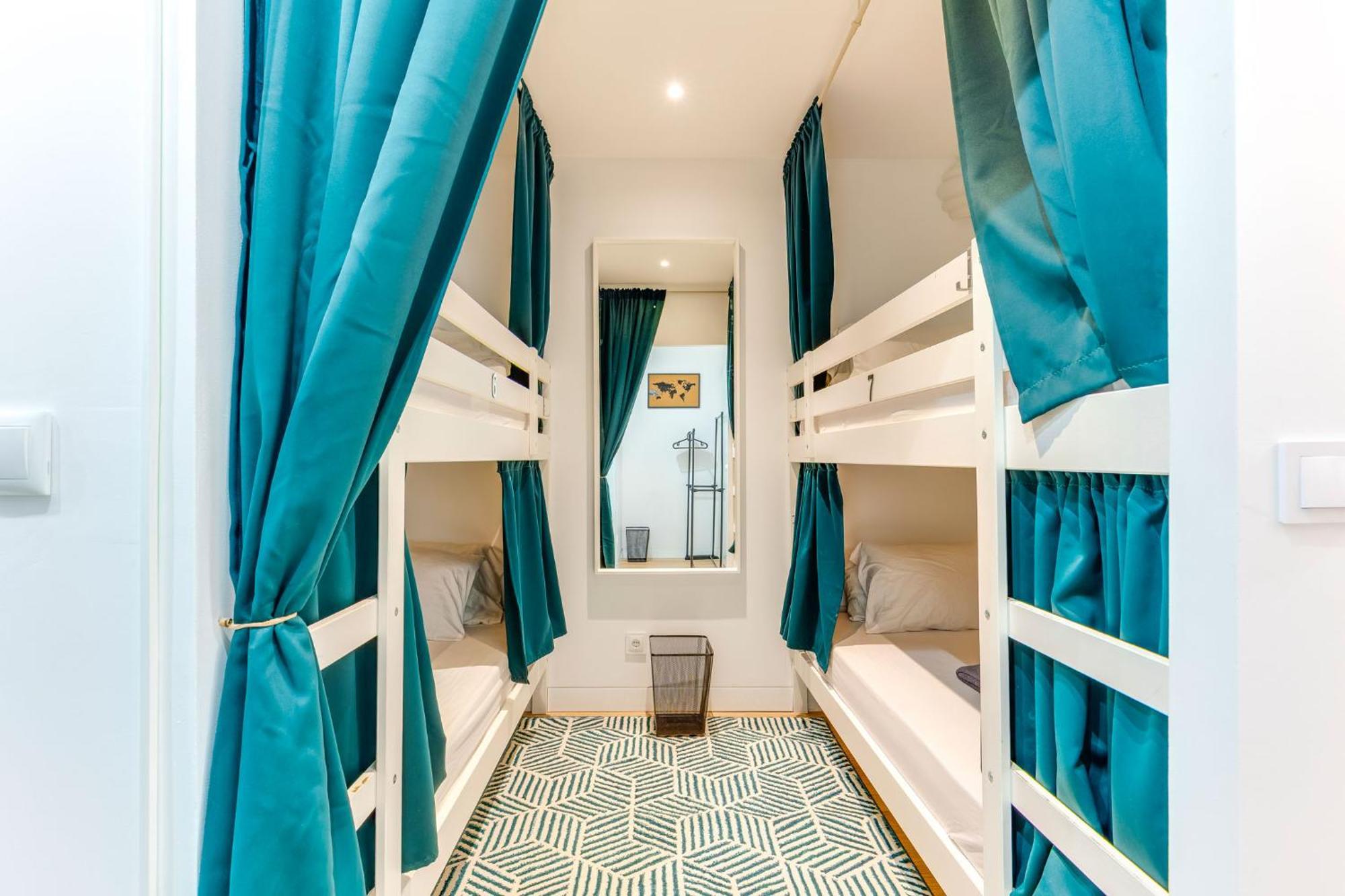 Cozy Nest Hostel Porto Exterior photo