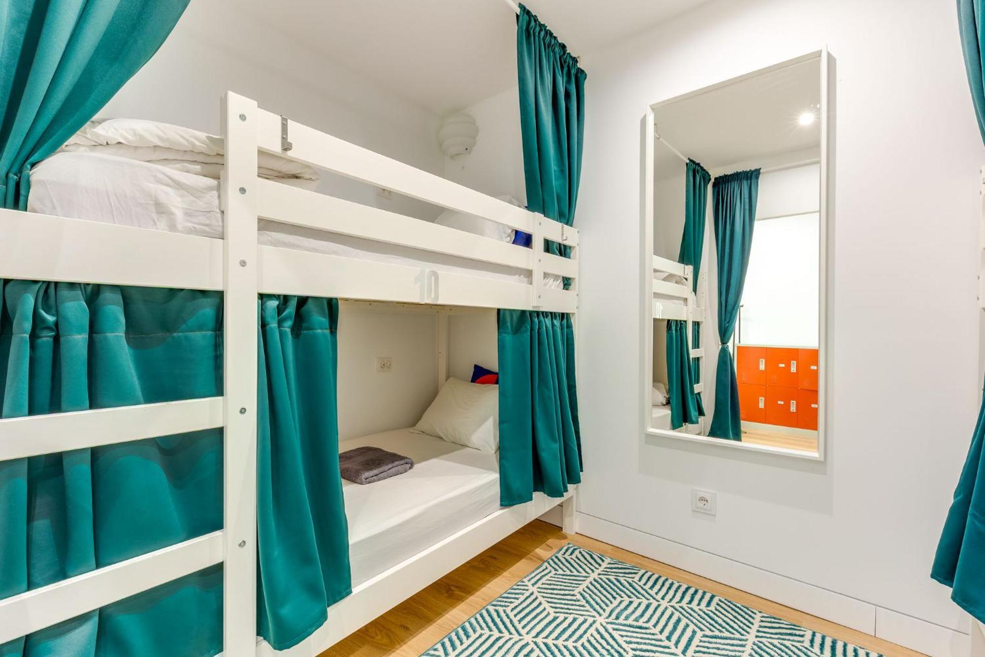 Cozy Nest Hostel Porto Exterior photo
